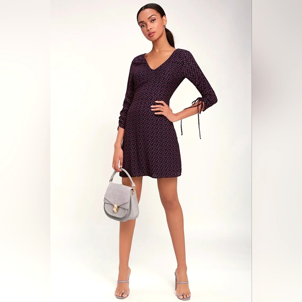 NWT Lulus Big Smile Navy Blue Floral Print Three-Quarter Sleeve Mini Dress MED